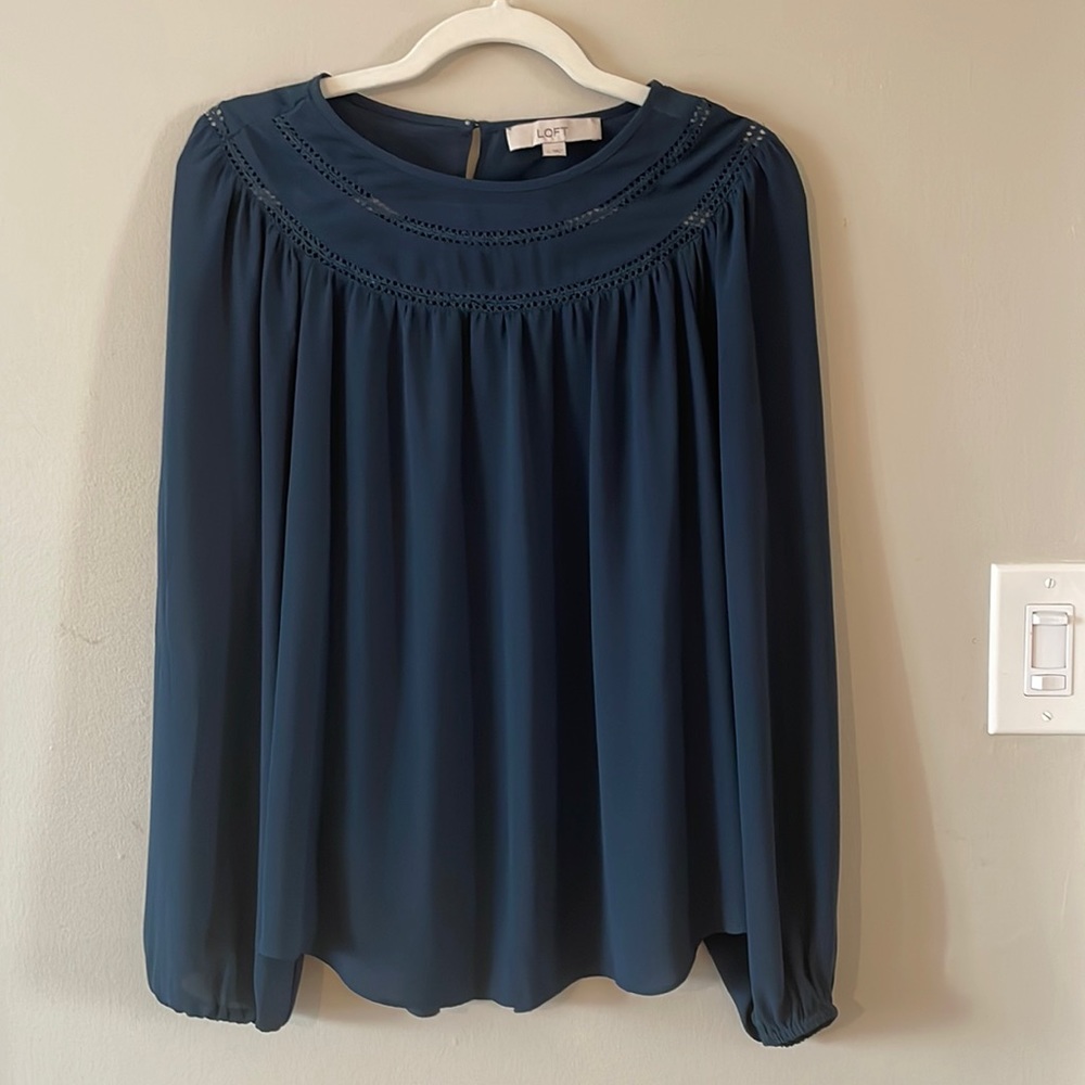 Loft long sleeve flowy blouse